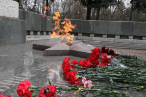 Ніколи не забути